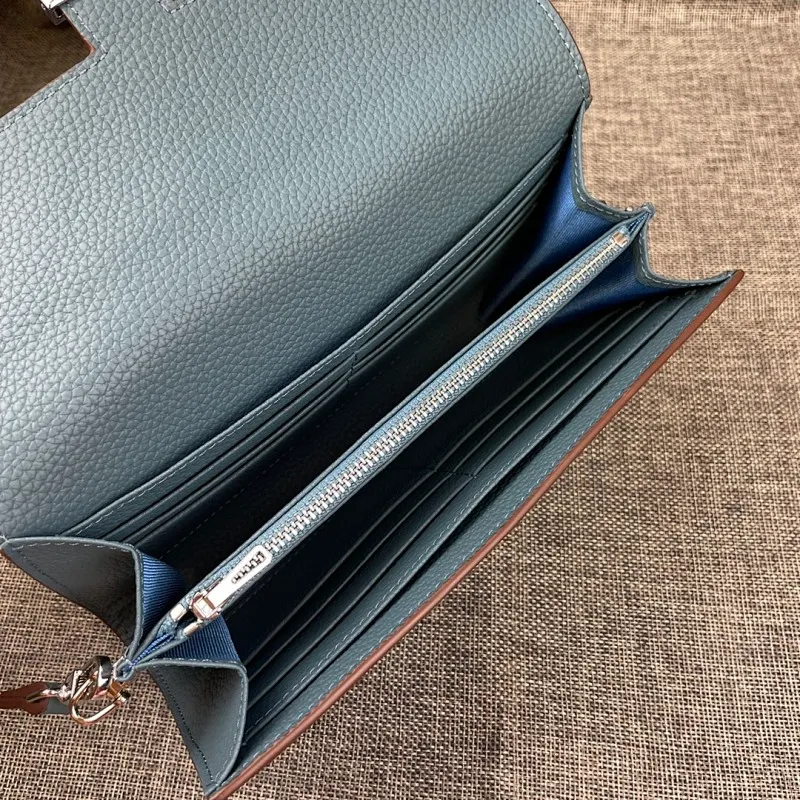 All categories Hermès wallet (Hermès) Hermès 9852 leather silver buckle