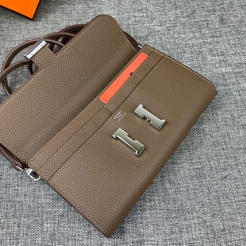 All categories Hermès wallet (Hermès) Hermès 9852 leather silver buckle