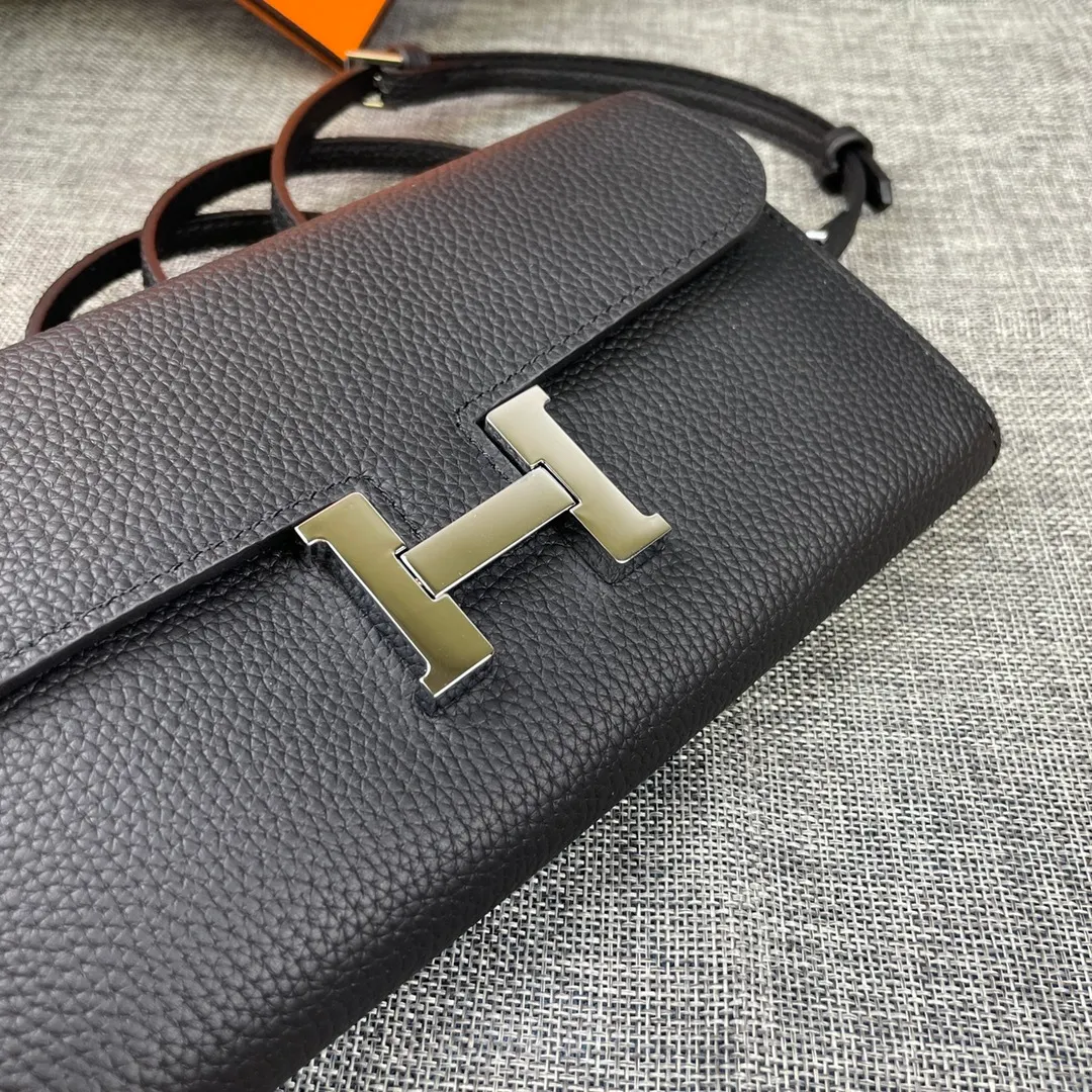 All categories Hermès wallet (Hermès) Hermès 9852 leather silver buckle
