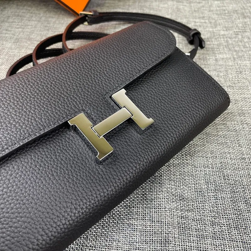 All categories Hermès wallet (Hermès) Hermès 9852 leather silver buckle