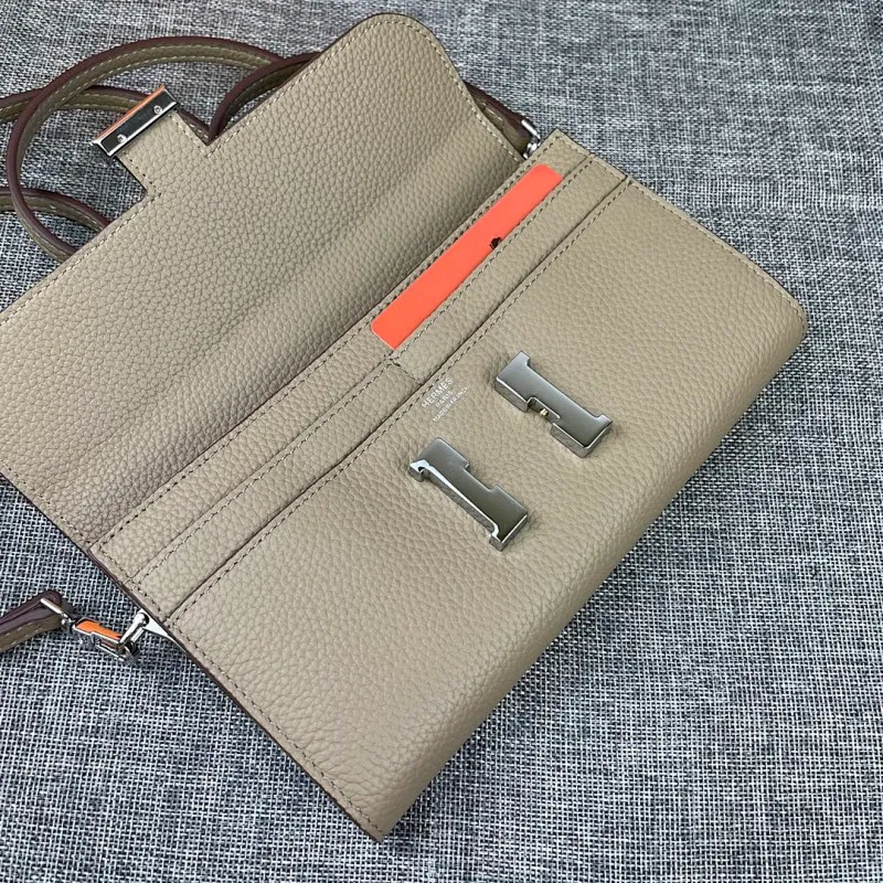 All categories Hermès wallet (Hermès) Hermès 9852 leather silver buckle