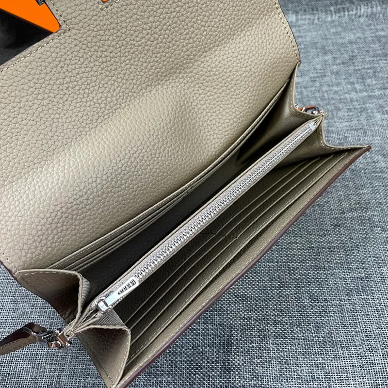 All categories Hermès wallet (Hermès) Hermès 9852 leather silver buckle