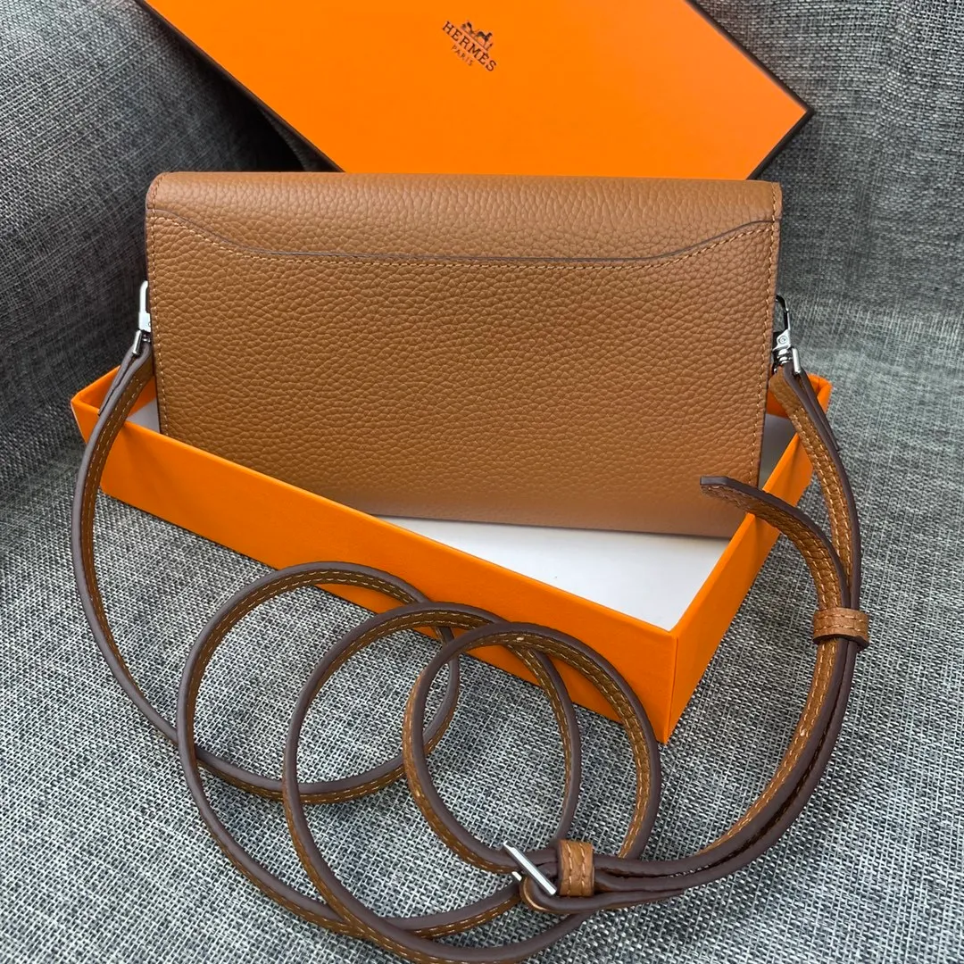 All categories Hermès wallet (Hermès) Hermès 9852 leather silver buckle
