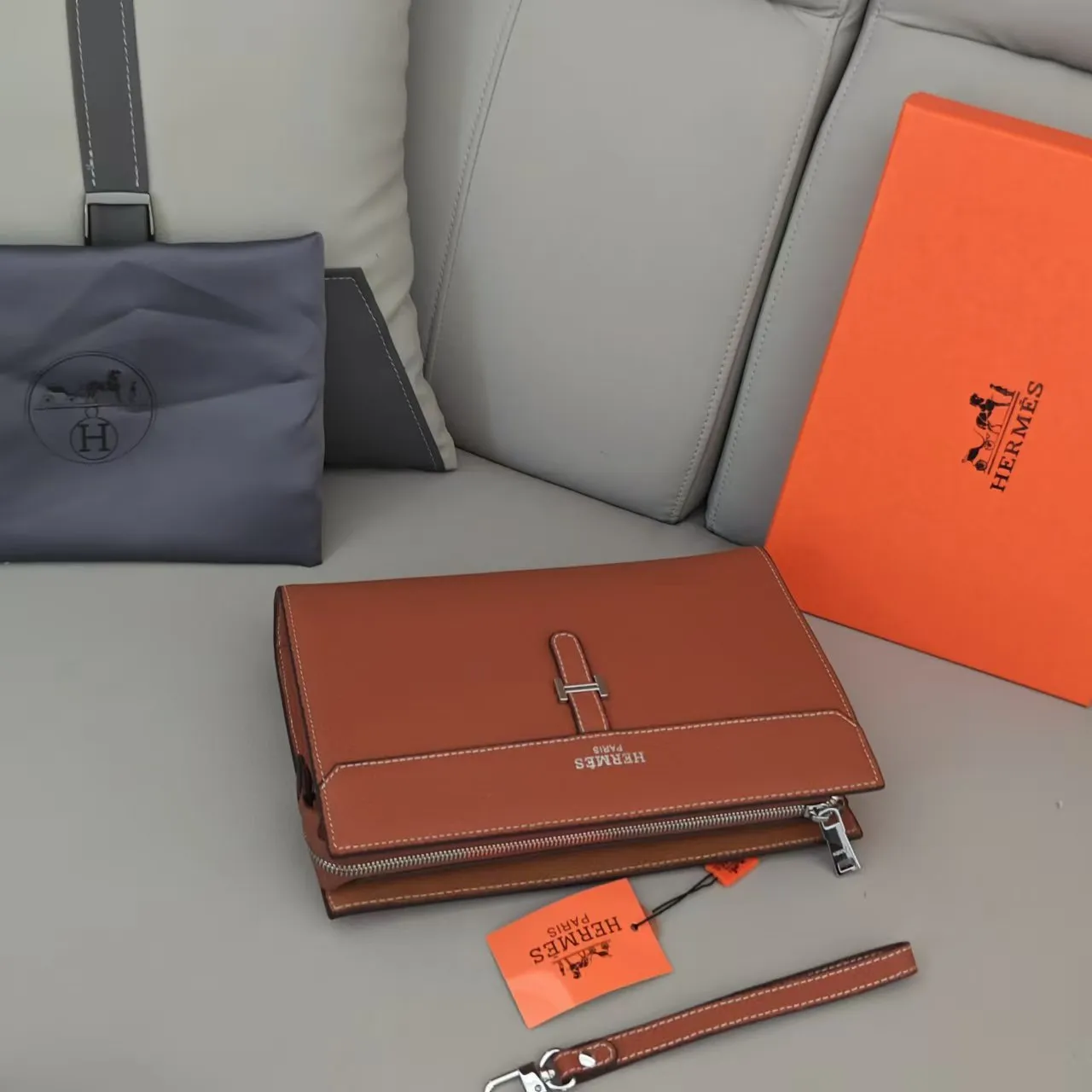 All categories Hermès wallet (Hermès) Hermès H5010-4_CM_1