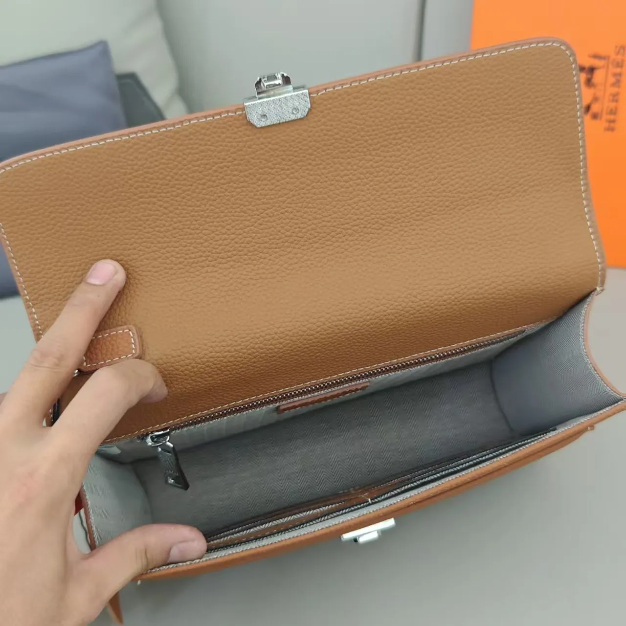 All categories Hermès wallet (Hermès) Hermès H5030-4