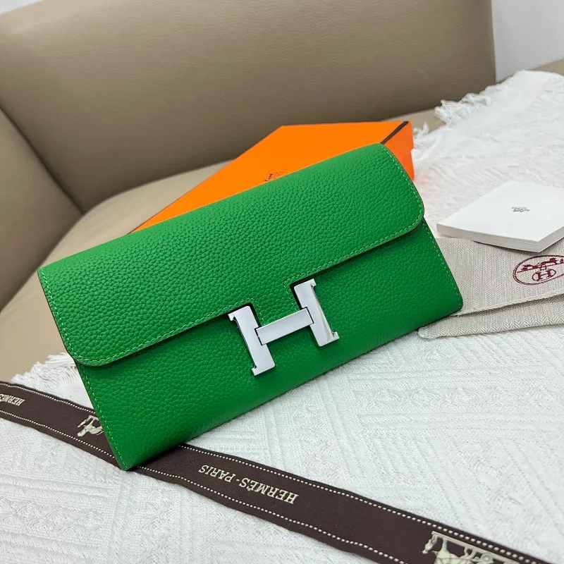 All categories Hermès wallet (Hermès) Hermès 539 pebbled silver buckle
