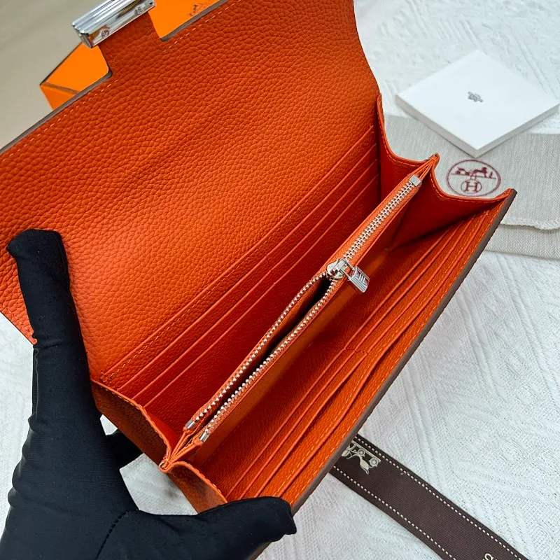 All categories Hermès wallet (Hermès) Hermès 539 pebbled silver buckle