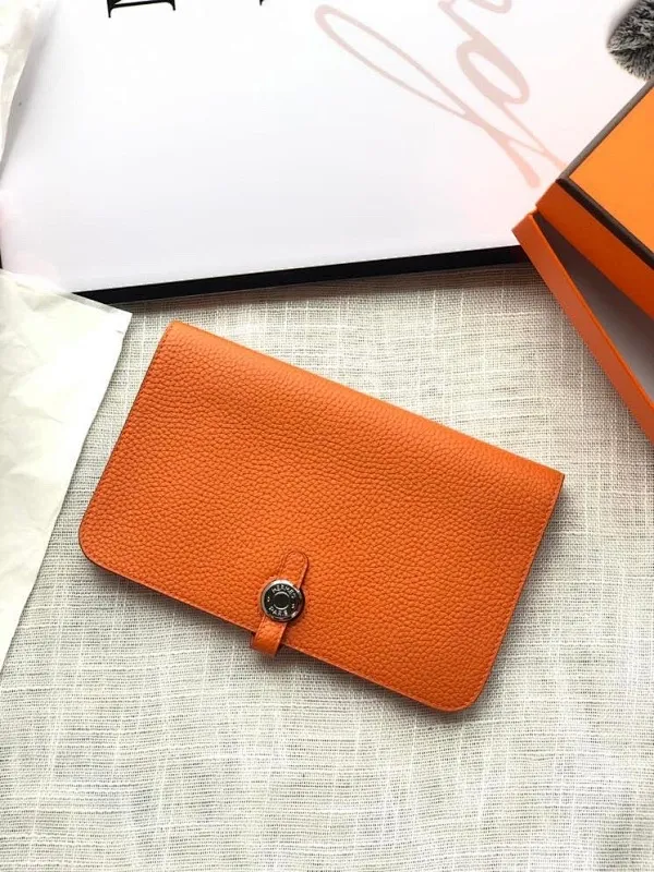 All categories Hermès wallet (Hermès) Hermès 2012