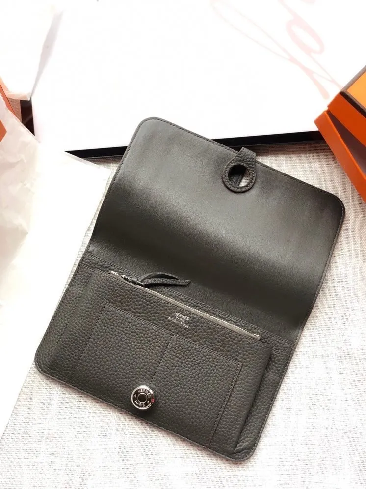 All categories Hermès wallet (Hermès) Hermès 2012