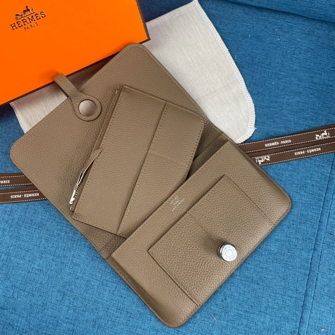 All categories Hermès wallet (Hermès) Hermès 533_CM_2