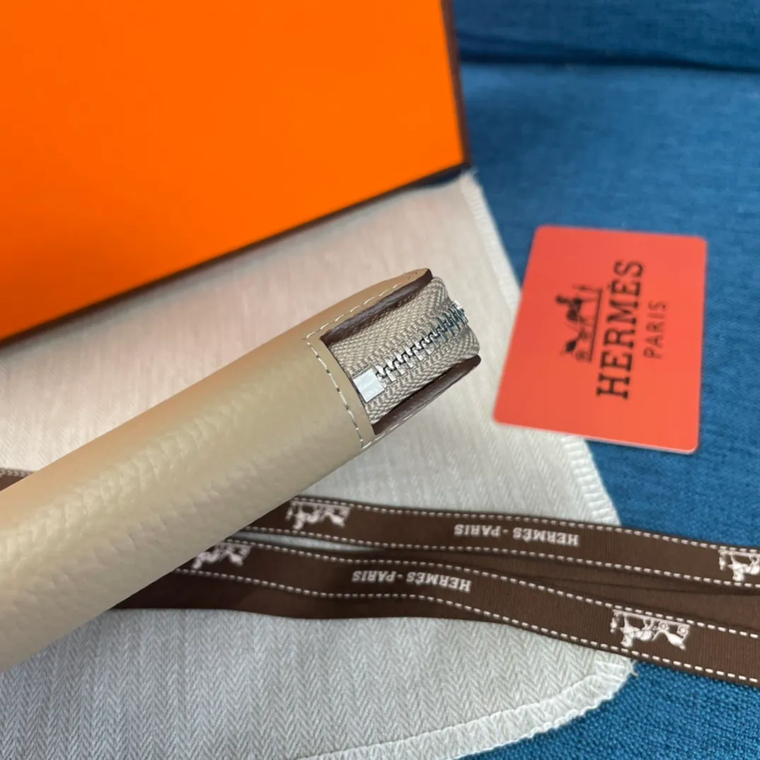 All categories Hermès wallet (Hermès) Hermès 19112