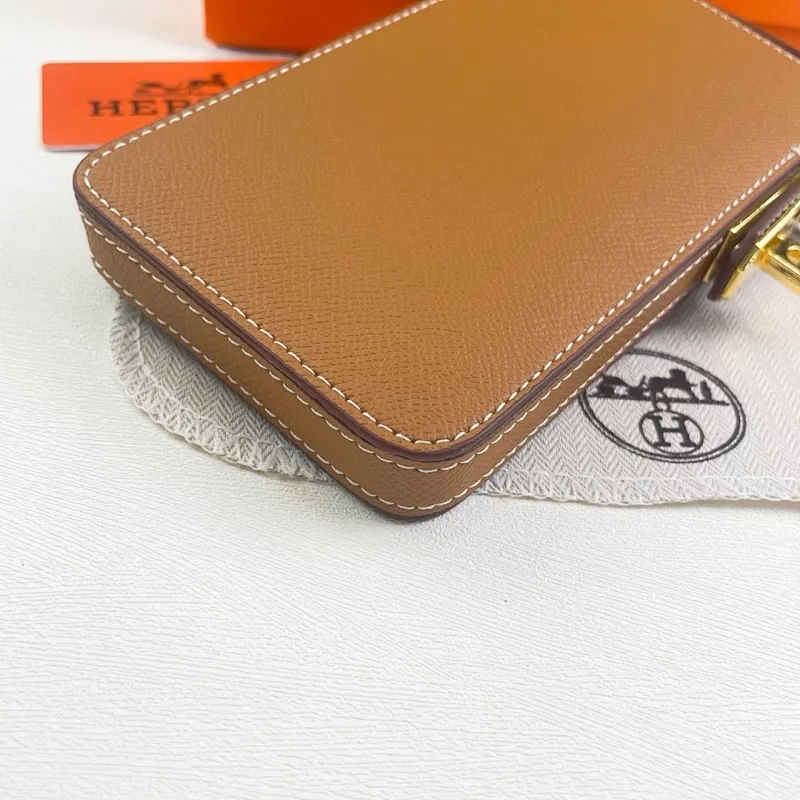 All categories Hermès wallet (Hermès) Hermès 9852 gold buckle
