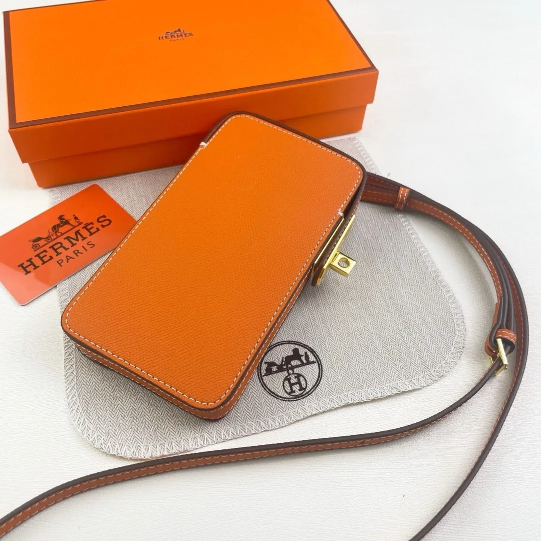 All categories Hermès wallet (Hermès) Hermès 9852 gold buckle