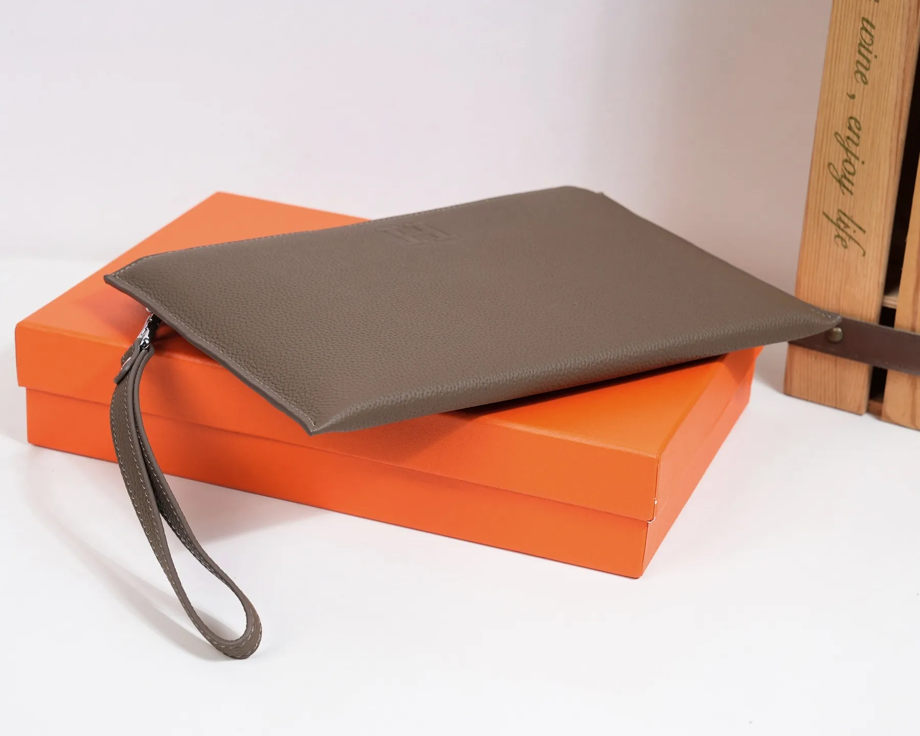 All categories Hermès wallet (Hermès) Hermès 28180