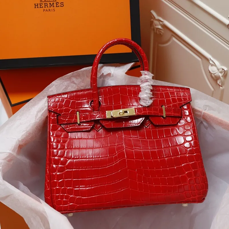 All categories Official website "Brand Women's Bags" Women's Bags 💙 Hermes 2022 official new Hermès handbag Smooth crocodile leather + pure steel hardware wholesale Small size 58003900 Large size 58004500 High quality Size: Small size 30CM Large size 35CM