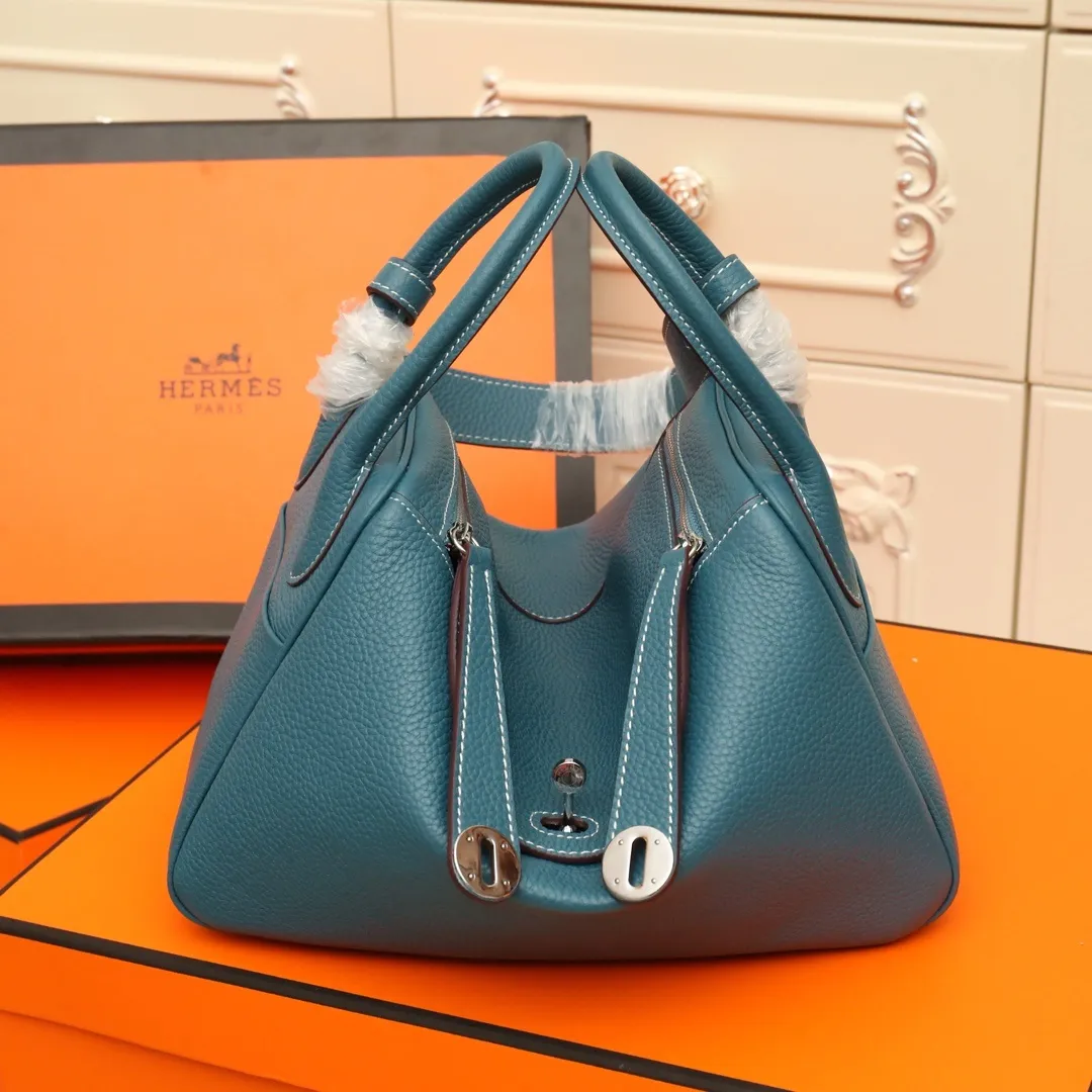 All categories Official website "Brand Women's Bags" Women's Bags 💙 Hermes 2022 official new Hermès lindy bag wholesale small size 58004000 large size 58004200 high quality size: small size 26CM large size 30CM