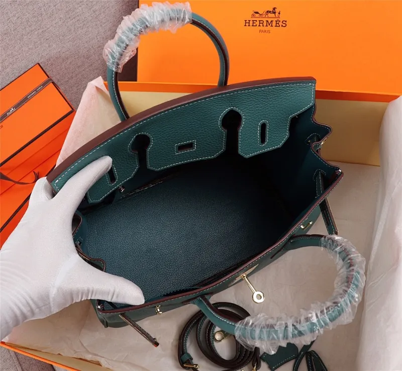 All categories Official website "Brand Women's Bags" Women's Bags 💙 Hermes 2022 Official New Hermès Platinum First Layer Lychee Pattern Handbag Original Calfskin Outside and Sheepskin Goat Pattern Wholesale Small Size 58002800 Medium Size 58003000 Large Size 58003200 High Quality Size: Small 25CM Medium 30C