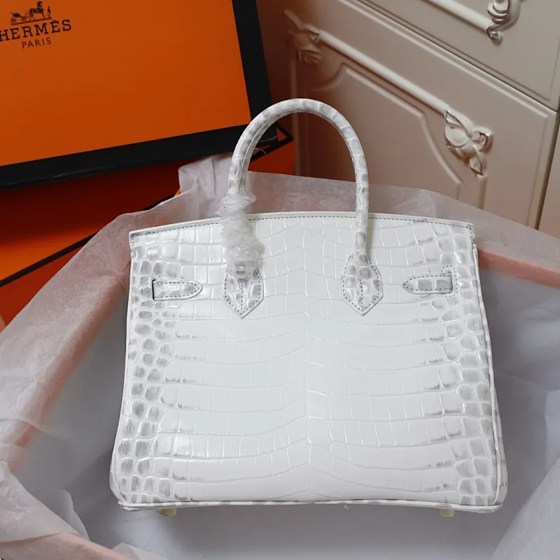 All categories Official website "Brand Women's Bags" Women's Bags 💙 Hermes 2022 official new Hermès handbag Smooth crocodile leather + pure steel hardware wholesale Small size 58003900 Large size 58004500 High quality Size: Small size 30CM Large size 35CM
