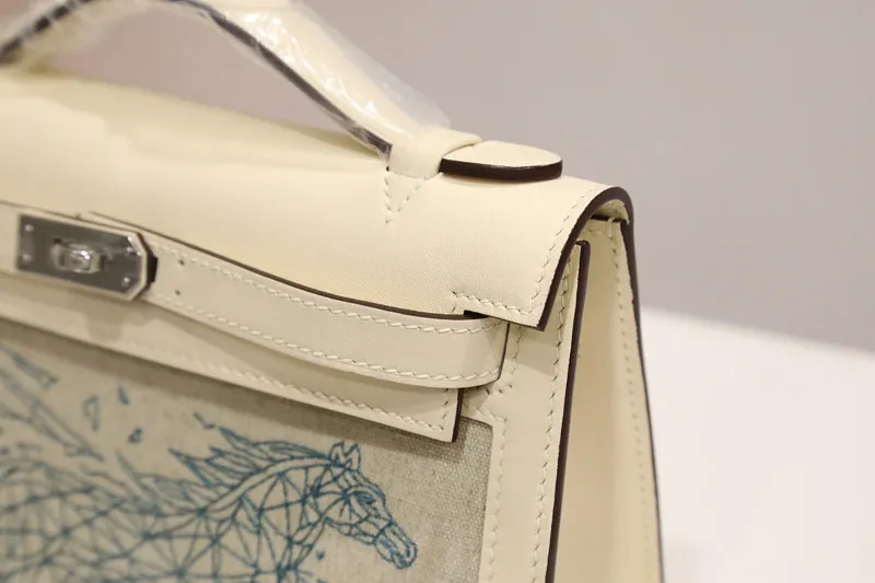All categories Hermès women's bags (Hermès) Hermès 2204