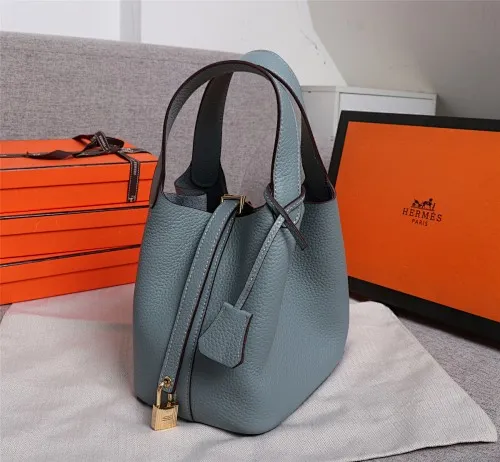 All categories Official website "Brand Women's Bags" Women's Bags 💙 Hermes 2022 official new Hermès vegetable basket picotin wholesale small size 58002400 large size 58002600 high quality size: small size 18CM large size 22CM