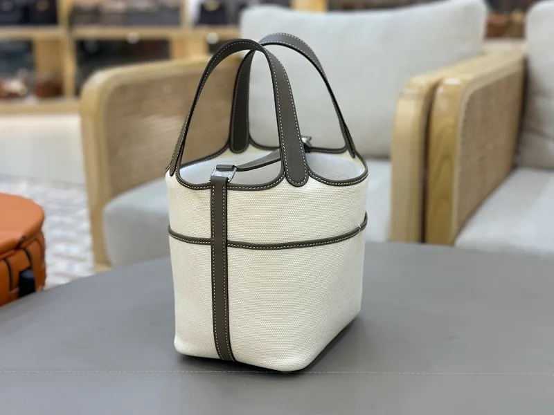 All categories Hermès women's bags (Hermès) Hermès 1818