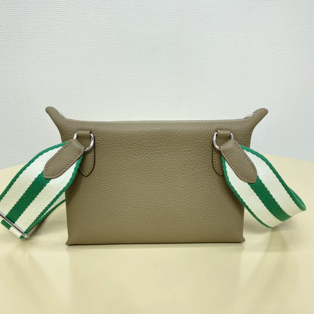 All categories Hermès women's bags (Hermès) Hermès 2365