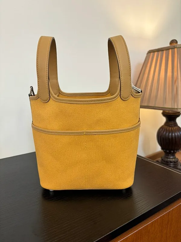 All categories Hermès women's bags (Hermès) Hermès 1818