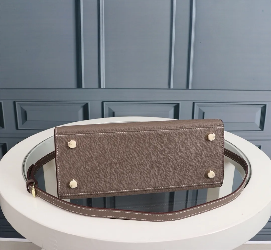 All categories Hermès women's bags (Hermès) Hermès 22126_CM_1