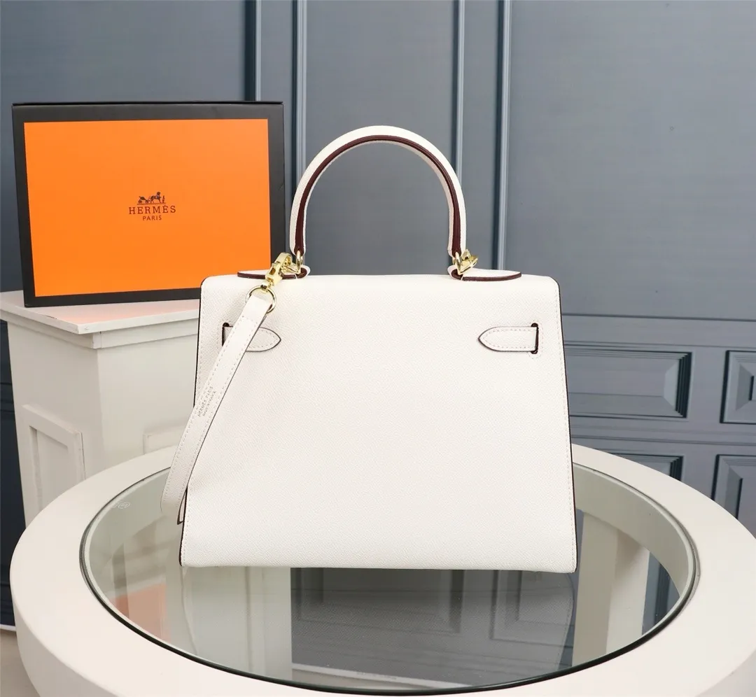 All categories Hermès women's bags (Hermès) Hermès 22126_CM_1