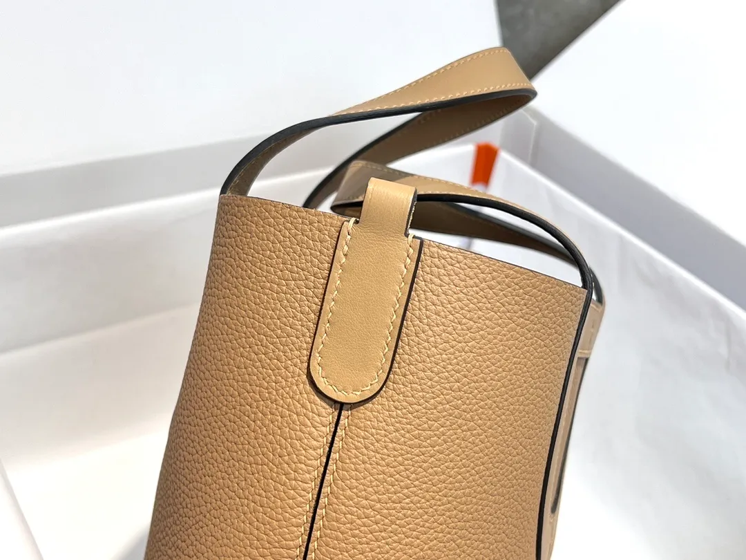 All categories Hermès women's bags (Hermès) Hermès 1818