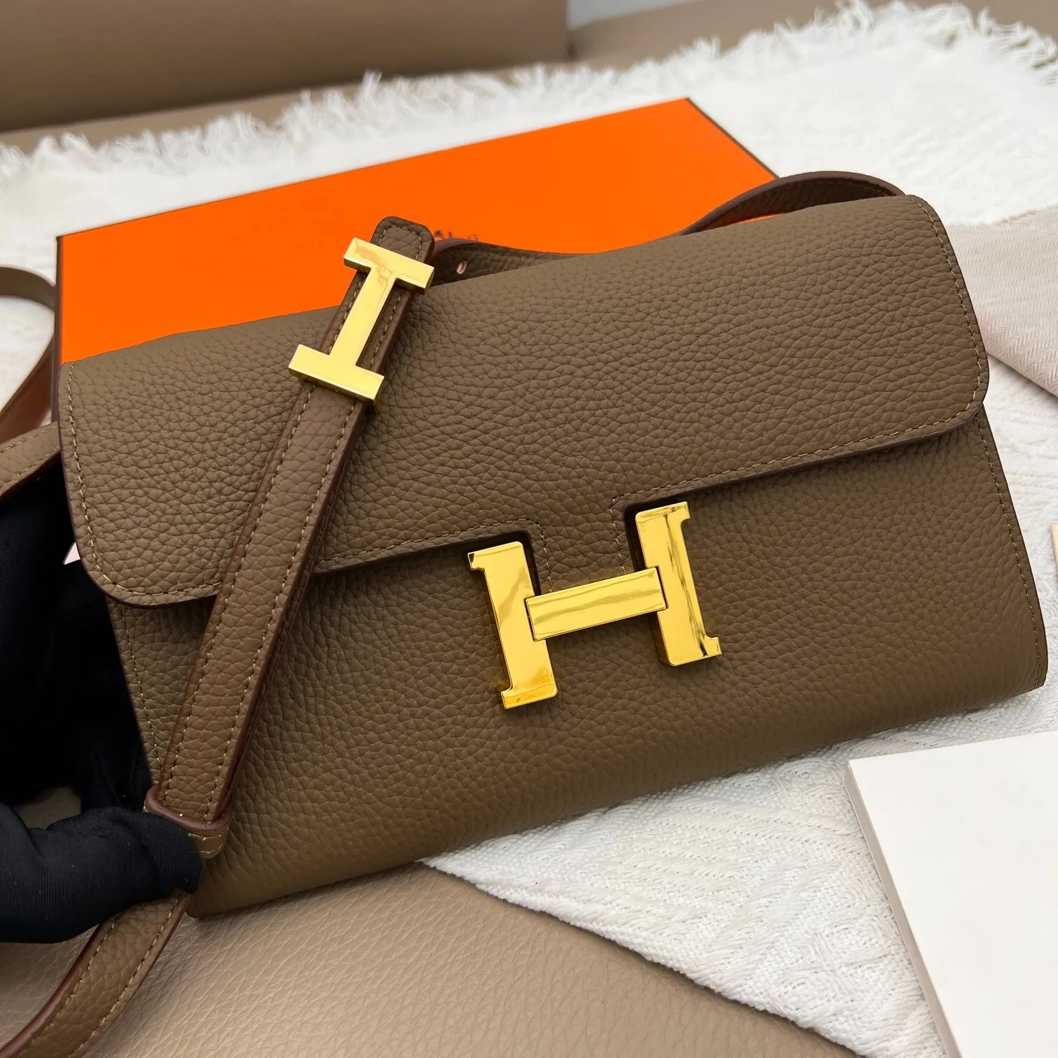 All Categories Official Website "Brand Women's Bags" Women's Bags 💙 Hermes 2025 New Hermes Crossbody Bag