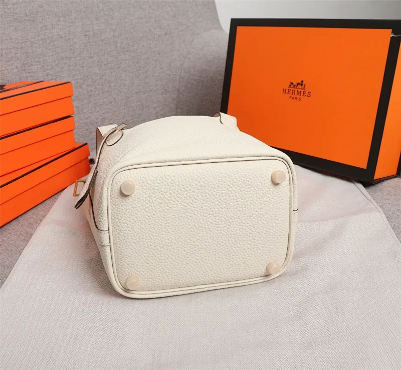 All categories Official website "Brand Women's Bags" Women's Bags 💙 Hermes 2022 official new Hermès vegetable basket picotin wholesale small size 58002400 large size 58002600 high quality size: small size 18CM large size 22CM