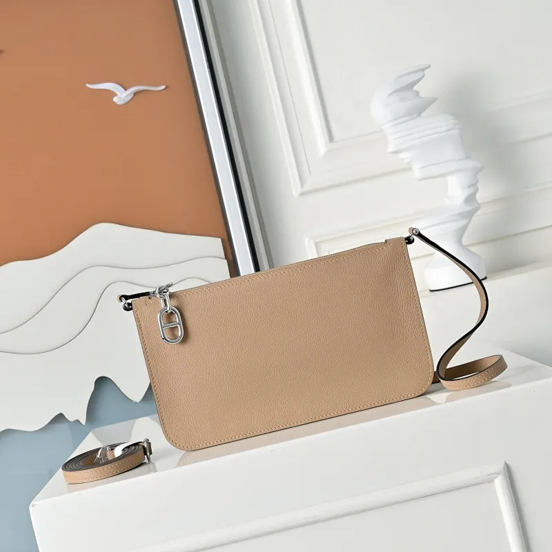 All categories Hermès women's bags (Hermès) Hermès 205