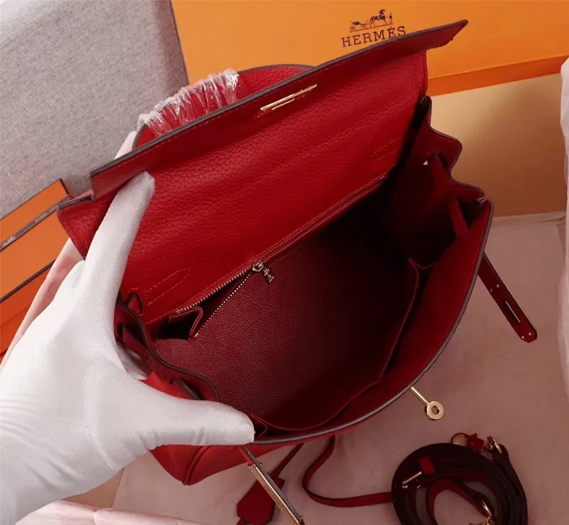 All Categories Official Website "Brand Women's Bags" Women's Bags 💙 Hermes Kelly Original Princess Bag (exclusive factory code) three sizes in stock. 25cm 58002700 28cm 58002900 32cm 58003200 Top configuration, original factory workmanship, original hardware, guaranteed to never fade, original calf leather outer