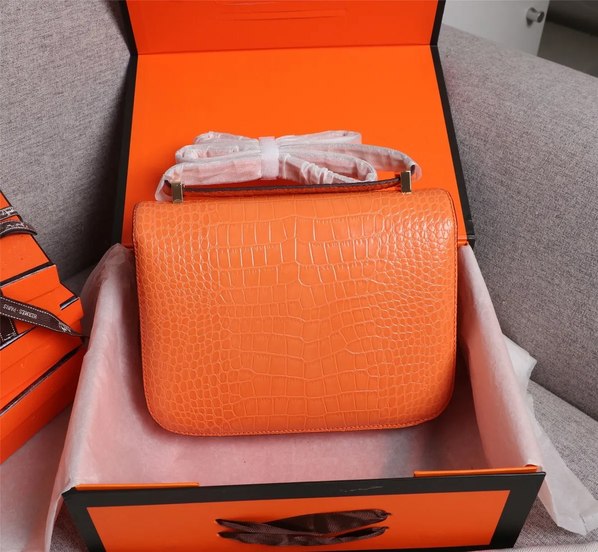 All Categories Official Website "Brand Women's Bags" Women's Bags 💙 Hermes 2022 Official New Hermes Constance Stewardess Bag Wholesale Crocodile Skin Full Pure Steel Plated Hardware Buckle 58003350 High Quality Size: 23-6-17CM