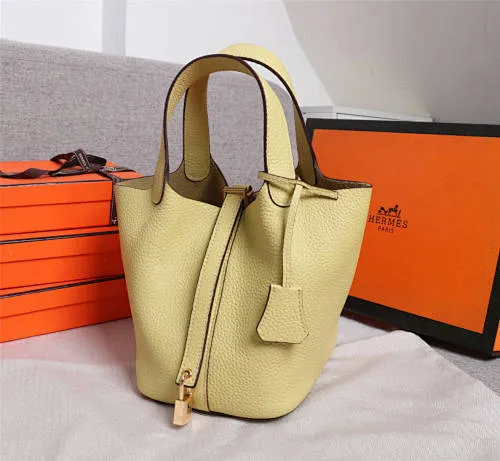 All categories Official website "Brand Women's Bags" Women's Bags 💙 Hermes 2022 official new Hermès vegetable basket picotin wholesale small size 58002400 large size 58002600 high quality size: small size 18CM large size 22CM