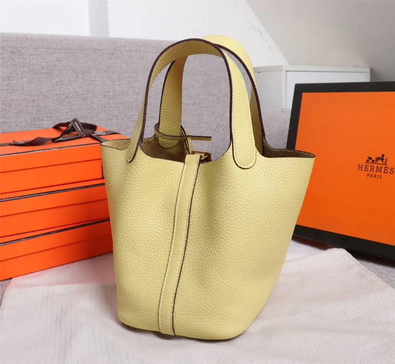 All categories Official website "Brand Women's Bags" Women's Bags 💙 Hermes 2022 official new Hermès vegetable basket picotin wholesale small size 58002400 large size 58002600 high quality size: small size 18CM large size 22CM