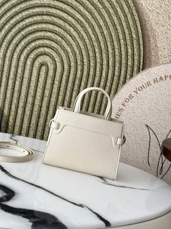 All categories Hermès women's bags (Hermès) Hermès 197