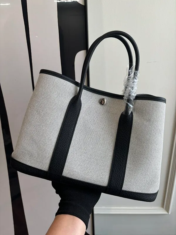 All categories Hermès women's bags (Hermès) Hermès 2330