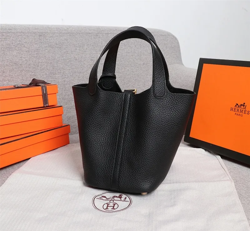All categories Official website "Brand Women's Bags" Women's Bags 💙 Hermes 2022 official new Hermès vegetable basket picotin wholesale small size 58002400 large size 58002600 high quality size: small size 18CM large size 22CM