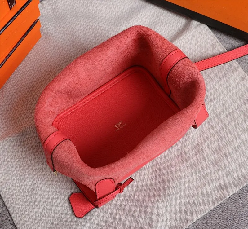 All categories Official website "Brand Women's Bags" Women's Bags 💙 Hermes 2022 official new Hermès vegetable basket picotin wholesale small size 58002400 large size 58002600 high quality size: small size 18CM large size 22CM