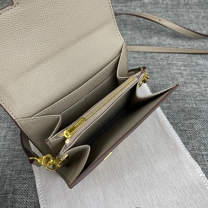 All Categories Official Website "Brand Women's Bags" Women's Bags 💙 Hermes 2025 New Hermes Crossbody Bag