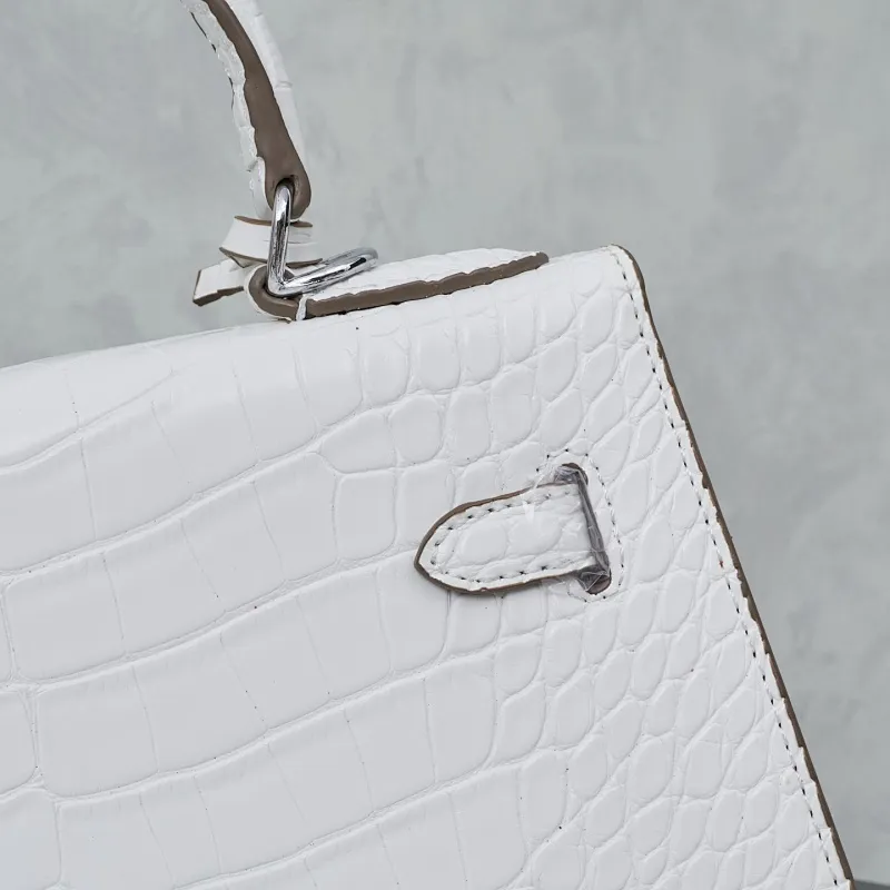 All categories Hermès women's bags (Hermès) Hermès 2823