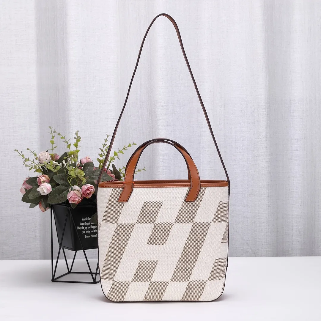 All categories Hermès women's bags (Hermès) Hermès 8011
