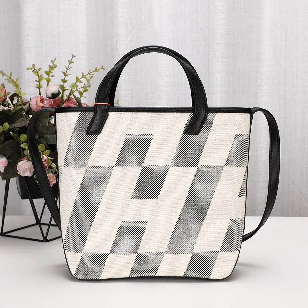 All categories Hermès women's bags (Hermès) Hermès 8011