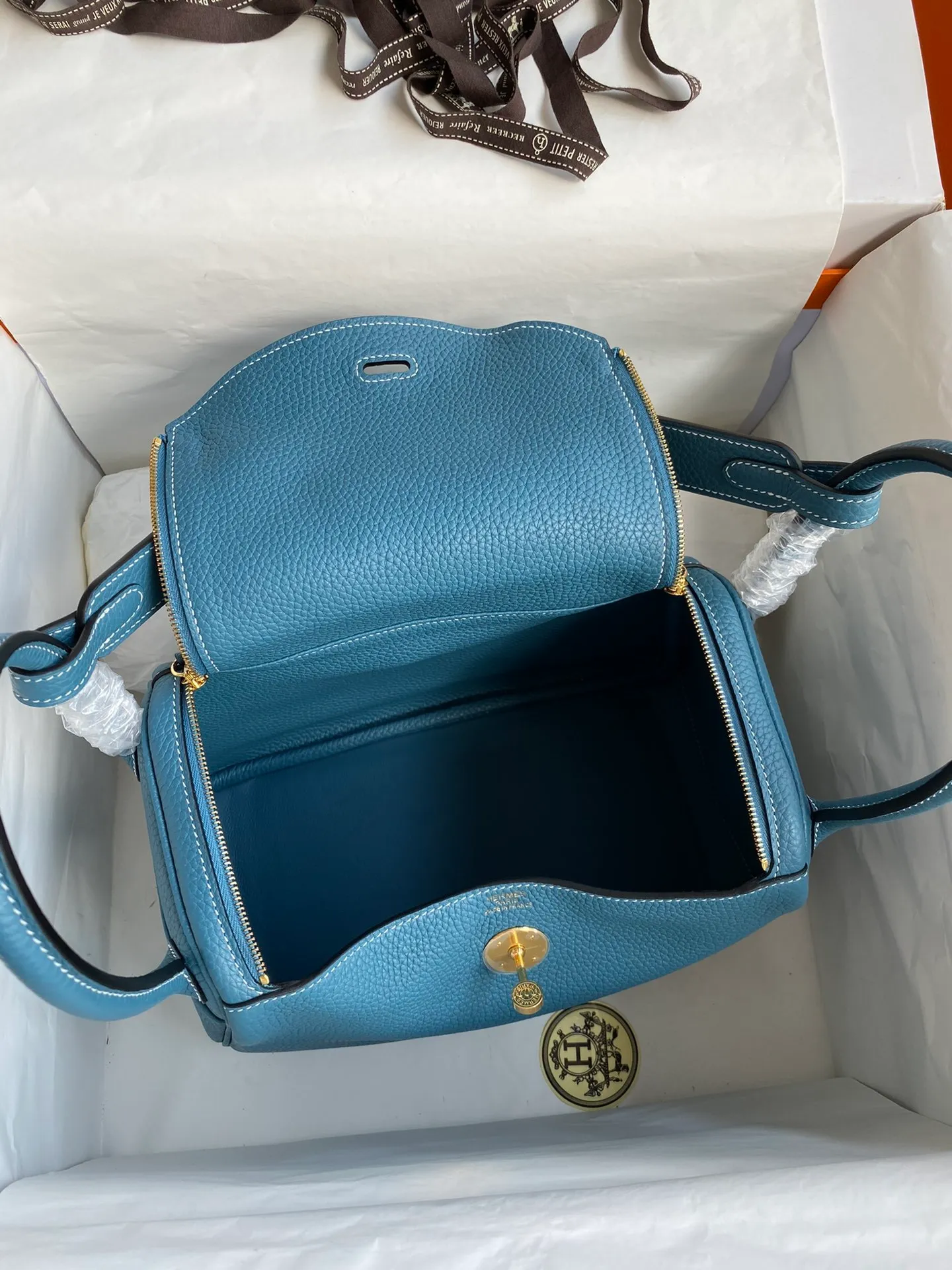All categories Hermès women's bags (Hermès) Hermès 2626 wax thread