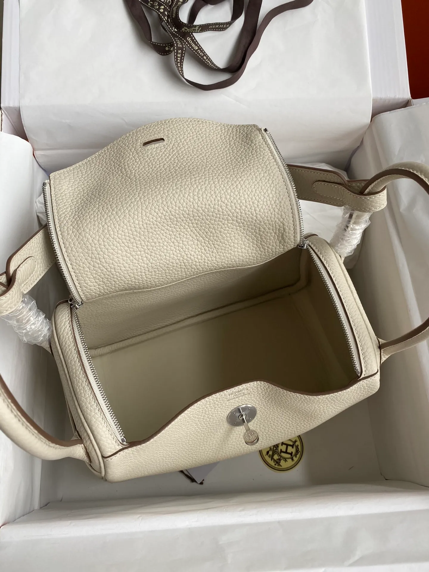 All categories Hermès women's bags (Hermès) Hermès 2626 wax thread