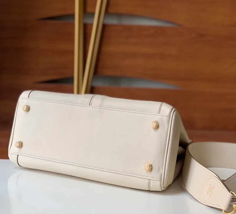 All categories Hermès women's bags (Hermès) Hermès 281-1
