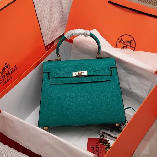All Categories Official Website "Brand Women's Bags" Women's Bags 💙 Hermes 2022 Official New Hermès Women's Hand-Crossbody Two-Purpose Bag Wholesale Cowhide Palm Print Large Size 58002500 Small Size 58002300 High Quality Size: Large Size 28-22-10CM Small Size 25-17-7CM