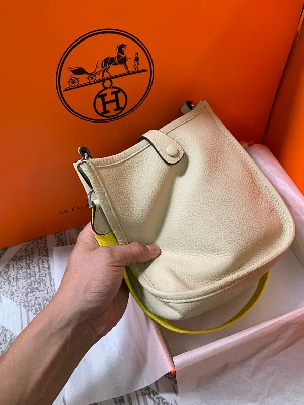 All categories Hermès women's bags (Hermès) Hermès 3017